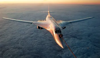 Todo sobre el Cisne Blanco, el bombardero supersónico más potente de la historia