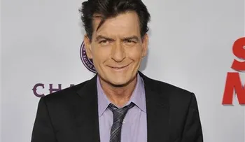Demandan a actor Charlie Sheen por lesiones 