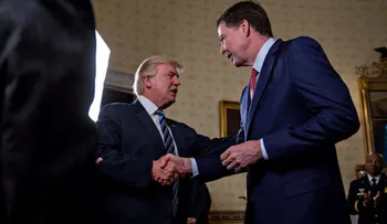 Los memos de Comey: los comentarios de Trump sobre Rusia, el general Flynn, las prostitutas de Rusia y las "lluvias doradas"