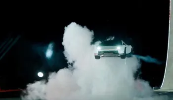 Tesla presenta el nuevo Roadster con propulsores de SpaceX y anuncia producción para 2028