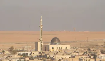 Vengando a París: los kurdos se establecen cerca del comando central de ISIS
