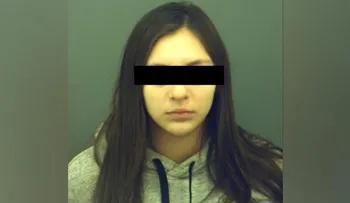 Una menor que apuñaló a su bebé recién nacido podría enfrentar la pena de muerte