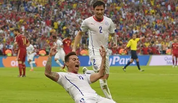Chile avanza y elimina a España del Mundial