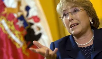 Aprobación a Bachelet en 26 por ciento, la más baja de sus dos mandatos 