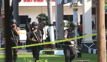 Ataque suicida en una oficina de policía en Indonesia