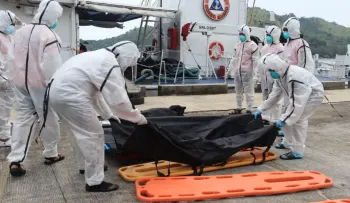 Ascienden a 76 los muertos por el incendio de un barco cerca de la isla de Coron, Filipinas