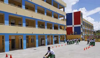 Minerd rectifica cifra: 6,000 estudiantes están pendientes de cupo para el nuevo año escolar