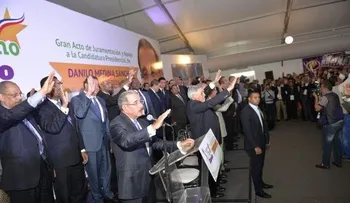 Danilo llama a trabajar para que pueblo pueda â??disfrutar de cuatro años más de felicidadâ?