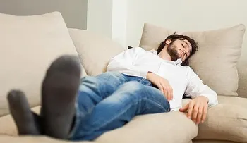 Anota los 10 grandes beneficios de echarse la siesta