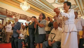 Presidente Medina aumenta a RD$ 15 mil pensión de los maestros jubilados, retroactivo a octubre 2013