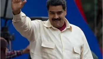 En medio de crisis económica, Maduro aumenta 30% al salario mínimo de Venezuela