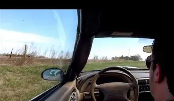 Pierde el conocimiento conduciendo por la autopista y esto es lo que sucede