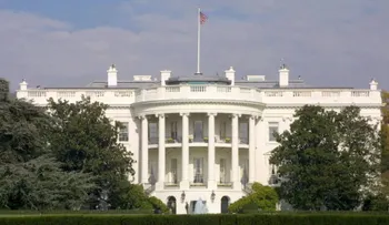 Falta de puestos clave paraliza la agenda política de Donald Trump