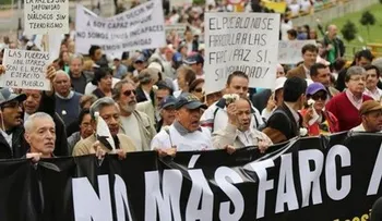En Colombia marchan contra  la impunidad en proceso de paz 