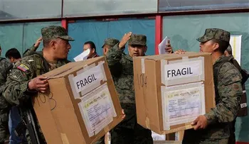 Elecciones en Ecuador inician con normalidad; Correa terminará 10 años al mando 