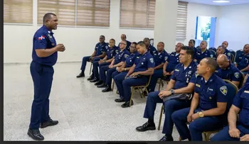 Policías reciben capacitación en gestión emocional contra violencia