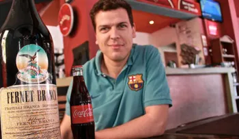 Fernet, el "desagradable jarabe" que los argentinos aman