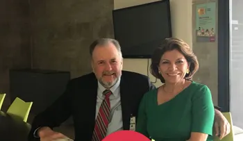 Suspenden de su cargo a viceministro por comentario en redes sociales sobre una foto de Laura Chinchilla