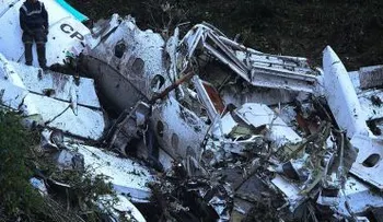 Piloto del vuelo siniestrado: "El avión está en falla eléctrica total, sin combustible"