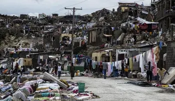 Aumenta a 820 cantidad de muertos en Haití por huracán Matthew