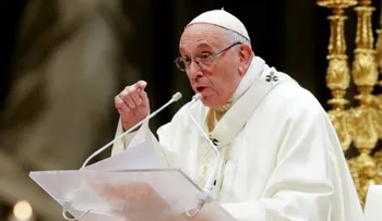 El papa critica que quienes hacen la guerra "no saben dominar sus pasiones" 