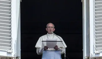 Papa pide fin de la violencia y solución pacífica y democrática en Venezuela