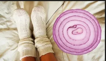 Beneficios de una cebolla en la planta de los pies