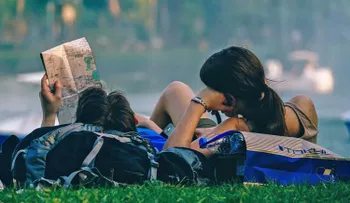 Familia rusa hospeda a hincha extranjero que se quedó sin hotel sin saber que era alcalde colombiano