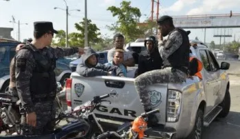 Jefe PN dice no serán violados derechos de los motoristas durante operativos