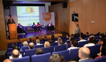 Ministro Turismo valora aporte de la arquitectura al sector turístico