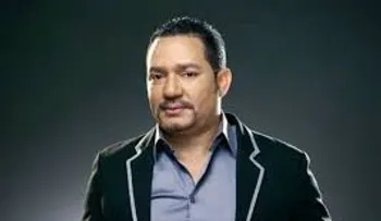 Frank Reyes aclara "lio" con placa de su vehículo; dice la llevaba en asiento trasero