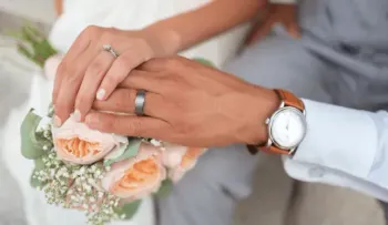 Hombre se entera que su prometida tiene 4 hijos y cancela la boda 