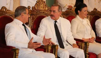 Medina recibe credenciales de 4 diplomáticos