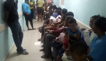 Renuncia director de hospital Boca Chica por "avance de fiebre chikungunya"