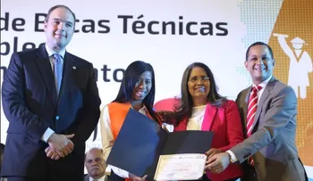 Ministerio de la Juventud gradúa 3 mil jóvenes en carreras técnicas