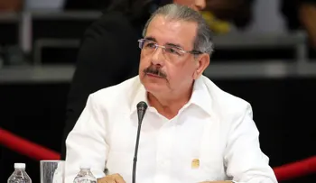 Danilo Medina instruye funcionarios tomar previsiones ante posible paso Huracán Danny