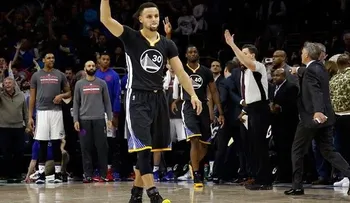 El entrenamiento de Stephen Curry es un espectáculo
