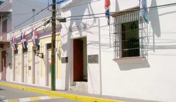 Instituto Duartiano califica de ultraje quemaran la bandera nacional