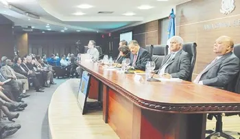 La RD entre los países con más partidos políticos en AL