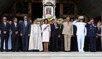 Danilo Medina  llega a la Basílica para participar en misa por Día de La Altagracia