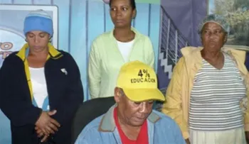 Un mes de prisión para haitianos vejaron bandera