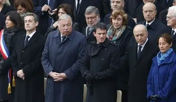 Francia conmemora a los muertos del  atentados del 13 de noviembre