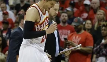 Korver, de Hawks, se someterá a cirugía de tobillo 