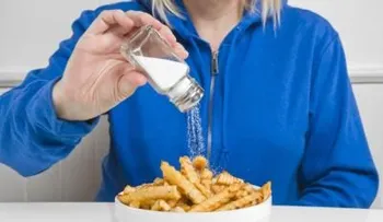 Tomar mucha sal aumenta el riesgo de obesidad
