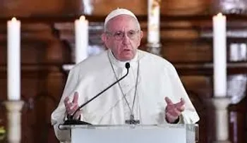 "El que levanta un muro termina prisionero del muro que levantó"; dice el papa Francisco