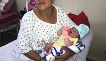 Una mujer de 44 años se lleva la sorpresa de que estaba embarazada justo cuando fue al médico por otro asunto 