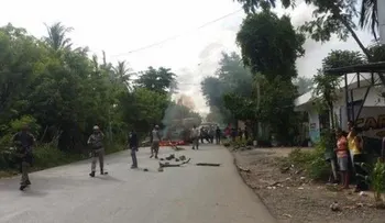 Huelga impide tránsito entre Monte Plata y Santo Domingo