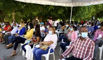 Vacunación contra el covid-19 alcanza cifra récord: en las últimas 48 horas, 240 mil acudieron a inocularse 
