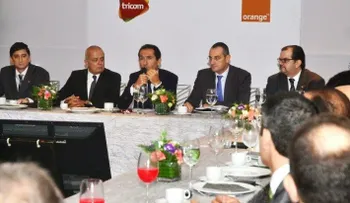 Orange-Tricom podrían reducir precios de servicios de telecomunicación 