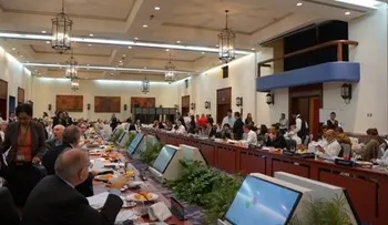 Navarro aboga por reducción de las carencias